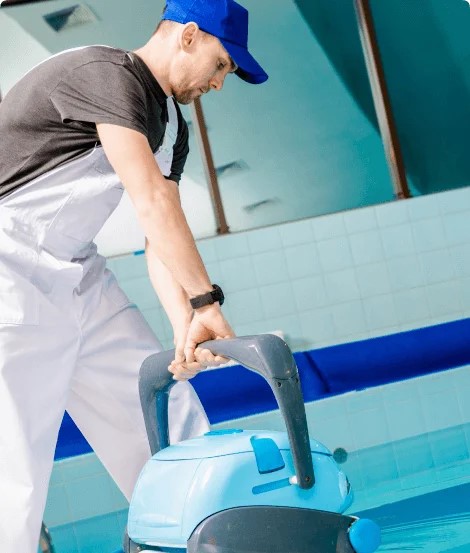 C2C Pools expert performing pool vacuum cleaning service in San Diego CA
